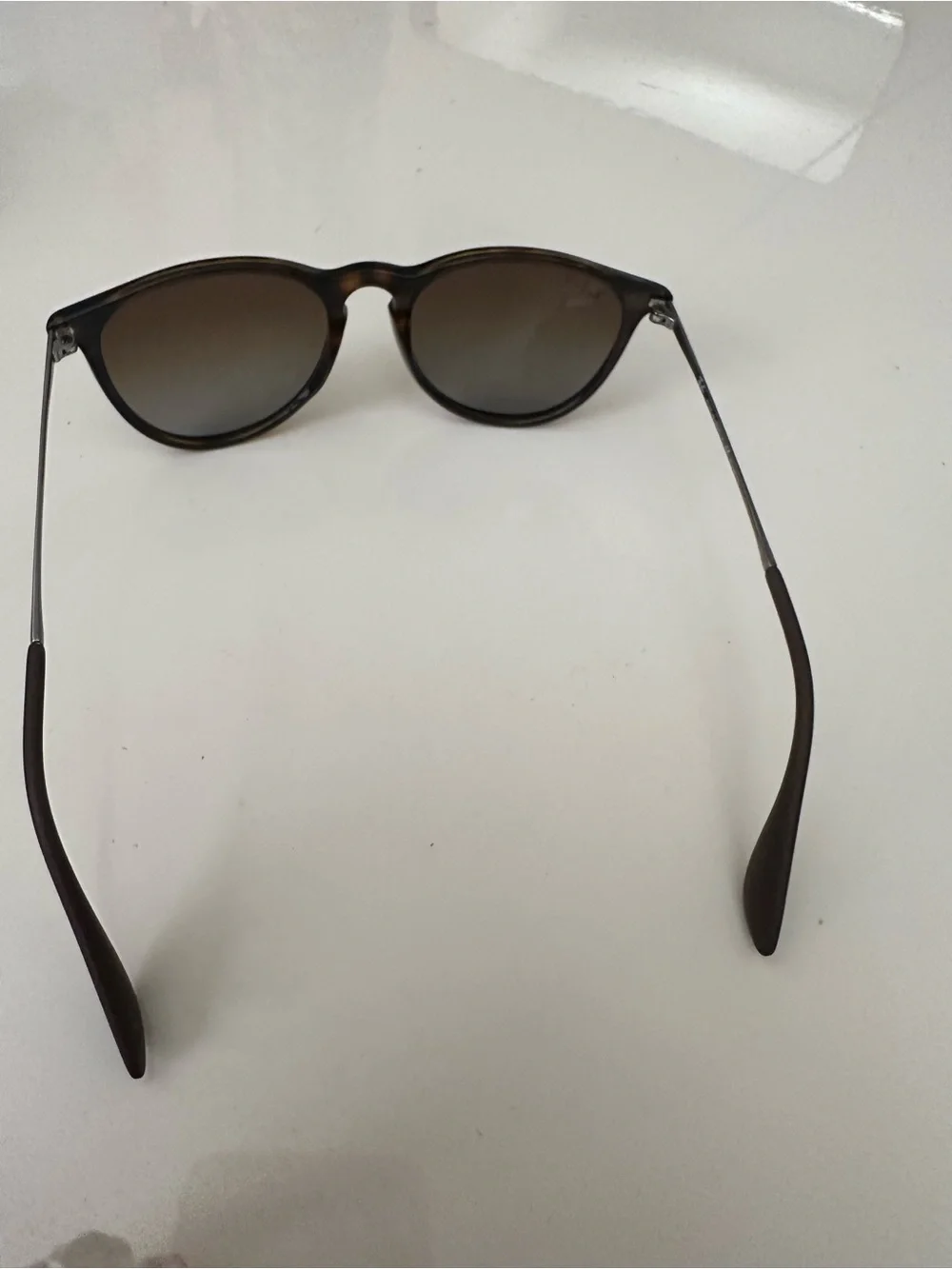 Ray-Ban Brown Gradient Round Sunglasses with Black Case